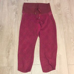 Lululemon crops